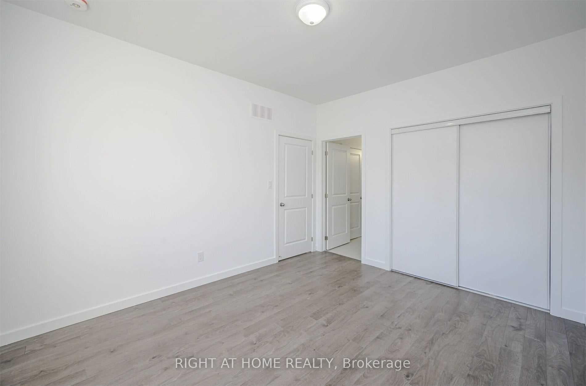 406 Alberta Street photo 21