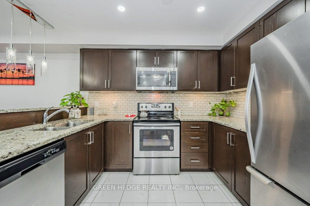 79 Pettitt Drive photo 17