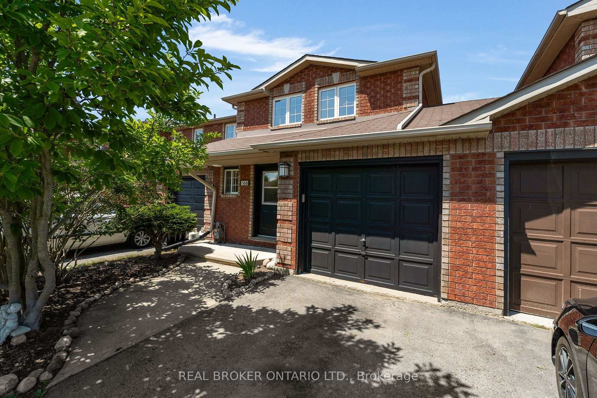 166 Tunbridge Road photo 2