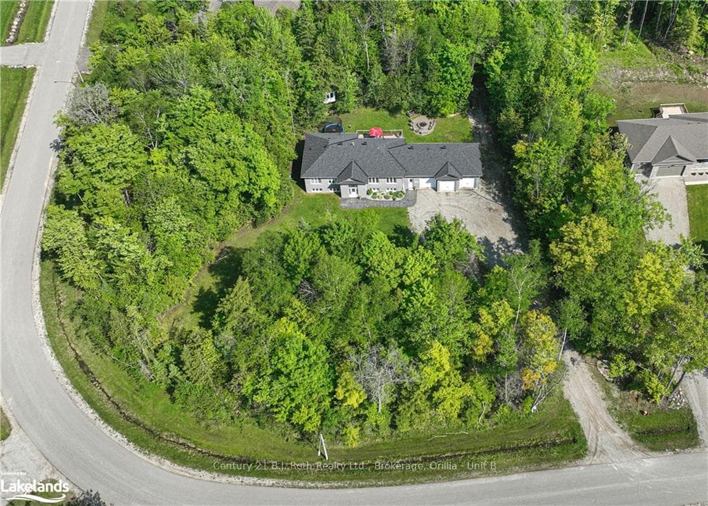 1.51 acre estate lot