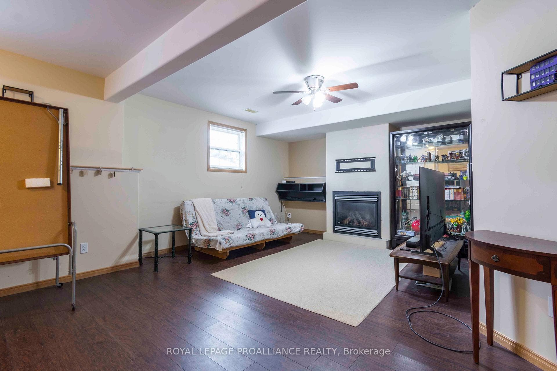 199 Yeomans Street photo 13