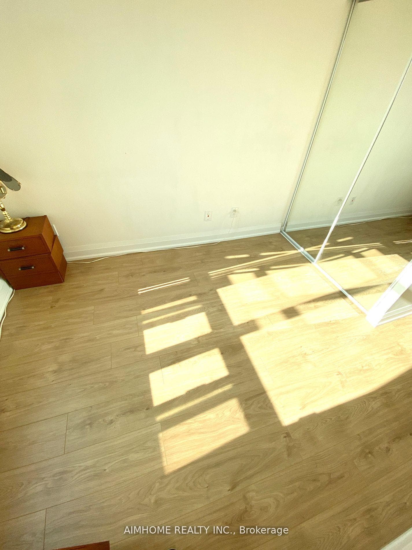 8 Hillcrest Avenue Unit 2101 photo 24