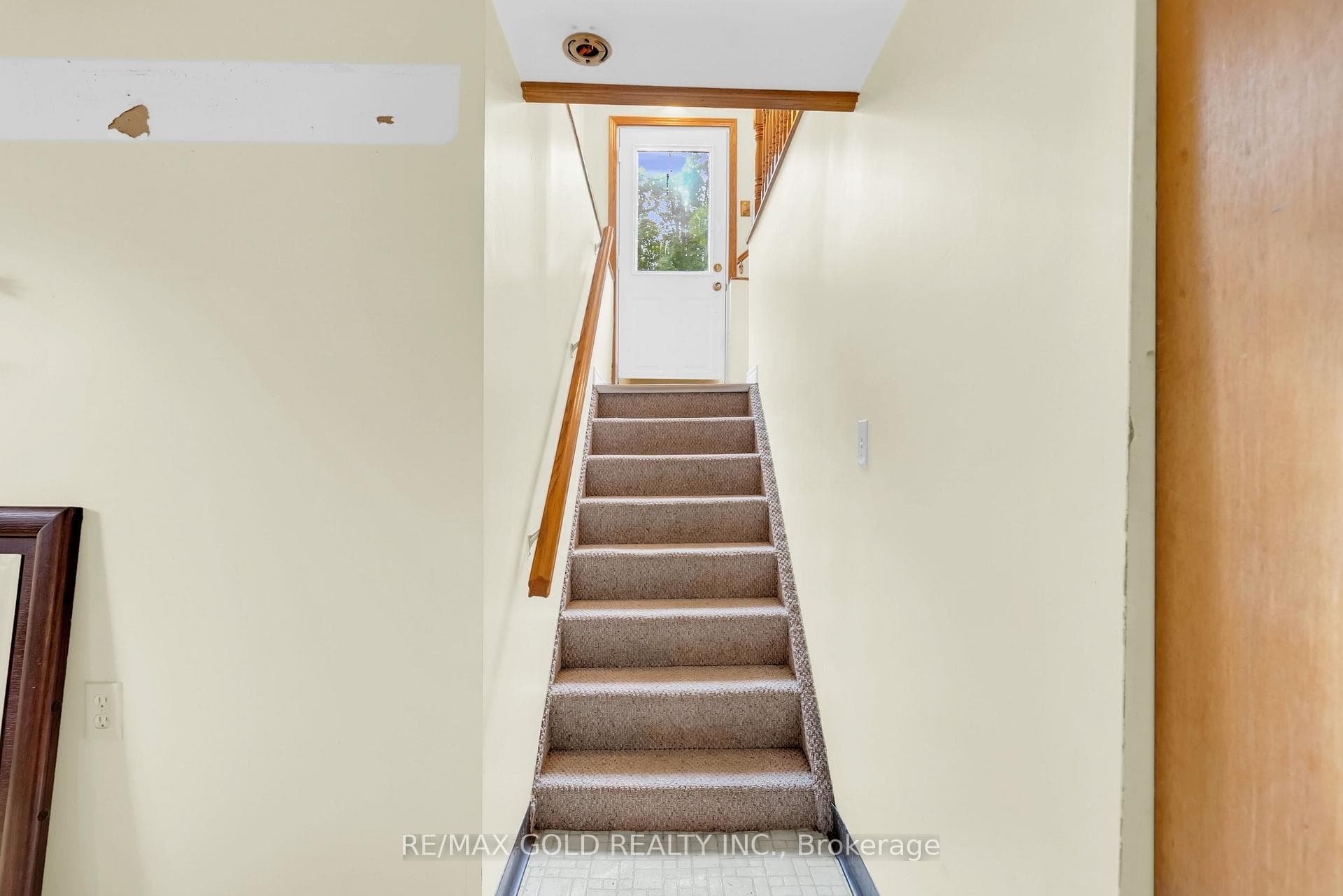 213 Mason Boulevard photo 26