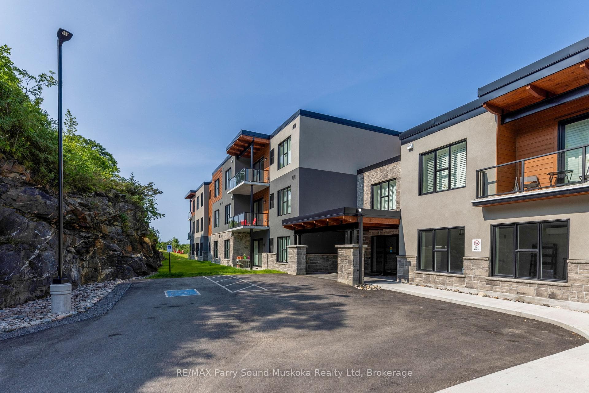 20 Salt Dock Road Unit 105 photo 2