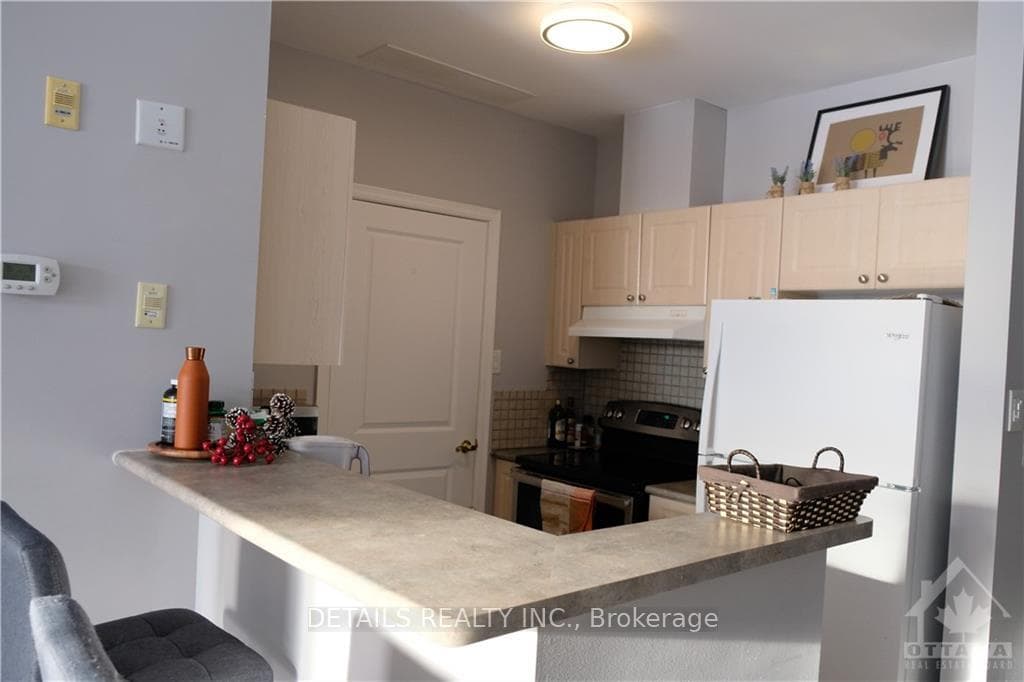 310 CENTRAL PARK Drive Unit 10F photo 6