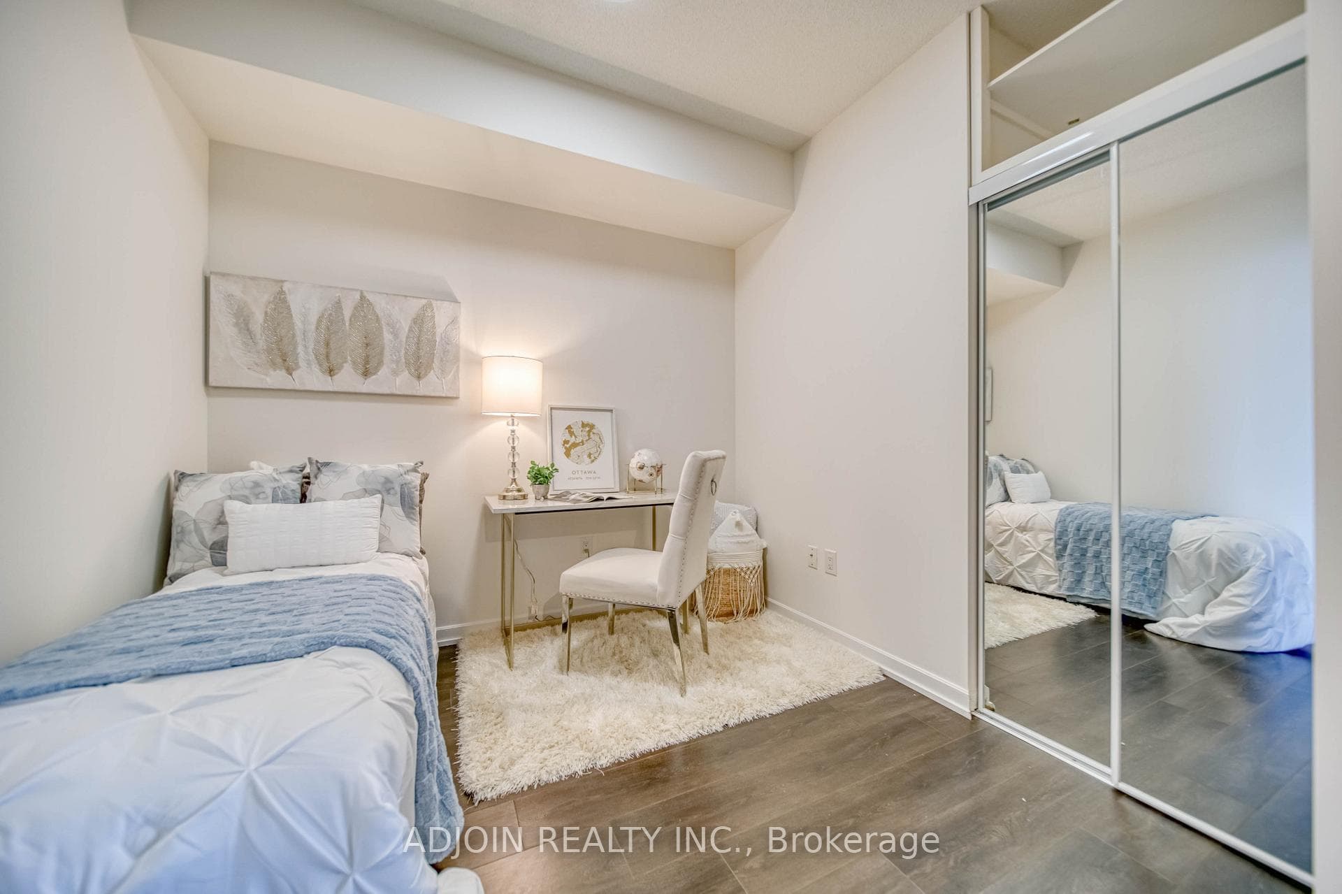 66 Forest Manor Road Unit 1209 photo 5