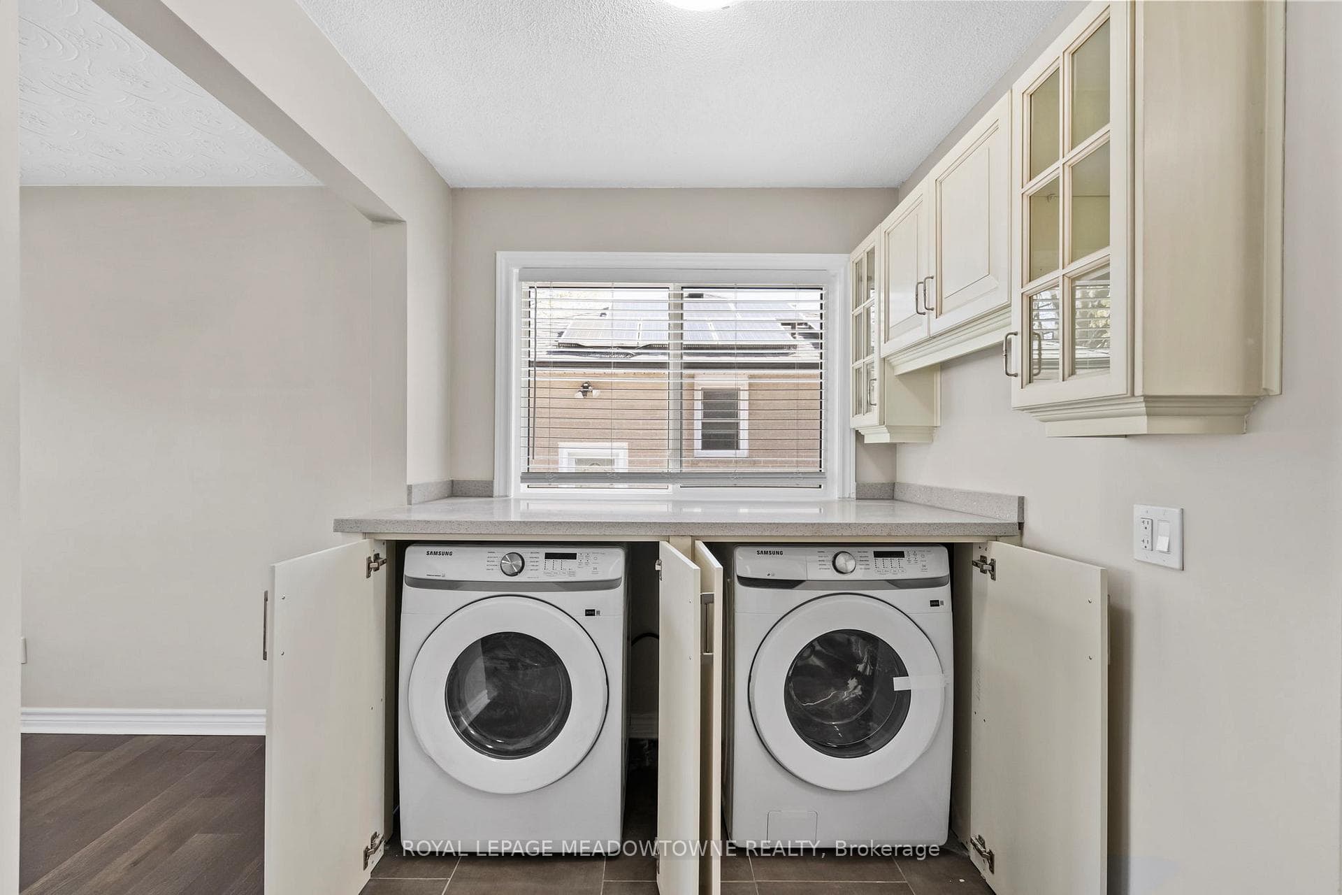 176 Longfield Road Unit Upper photo 12