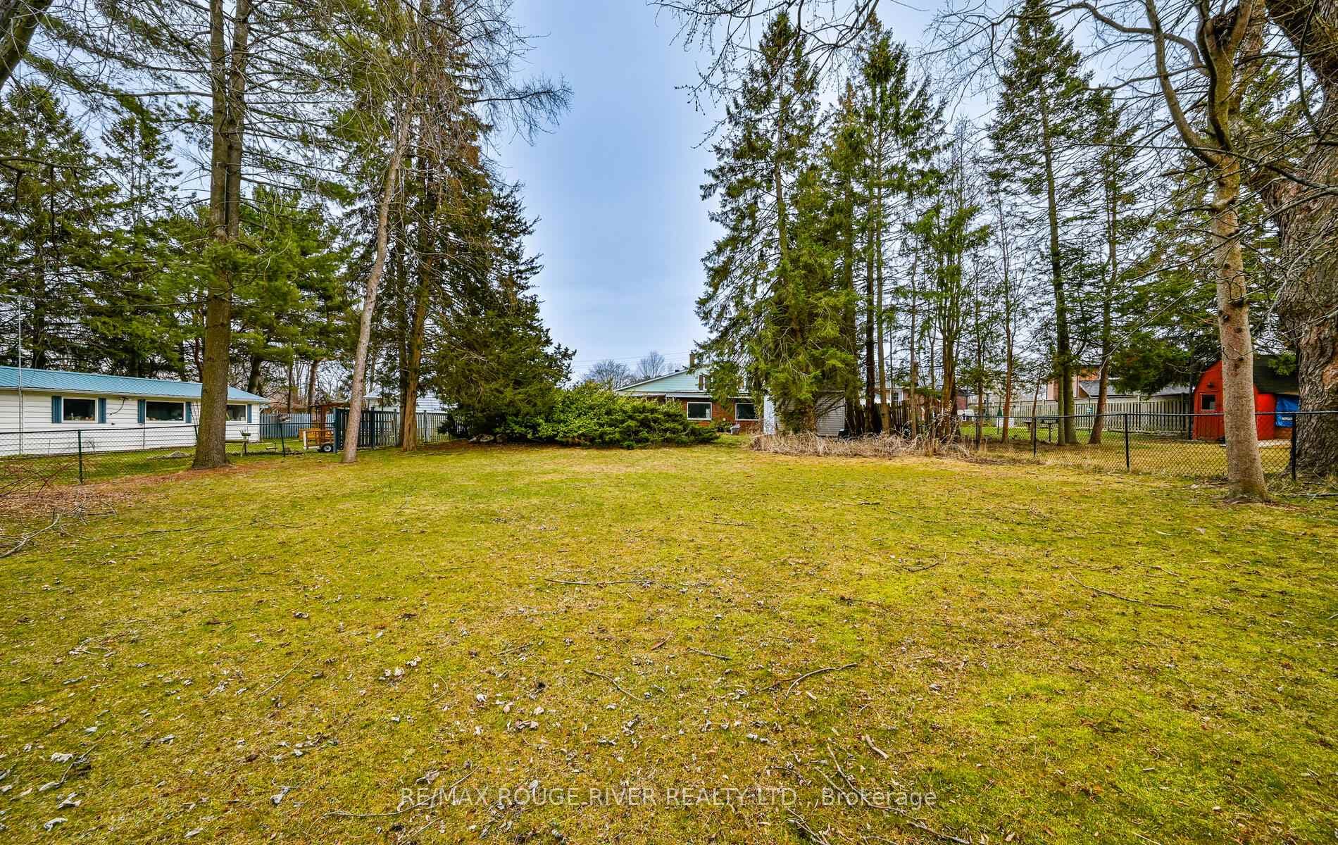 318 Sunset Boulevard photo 39