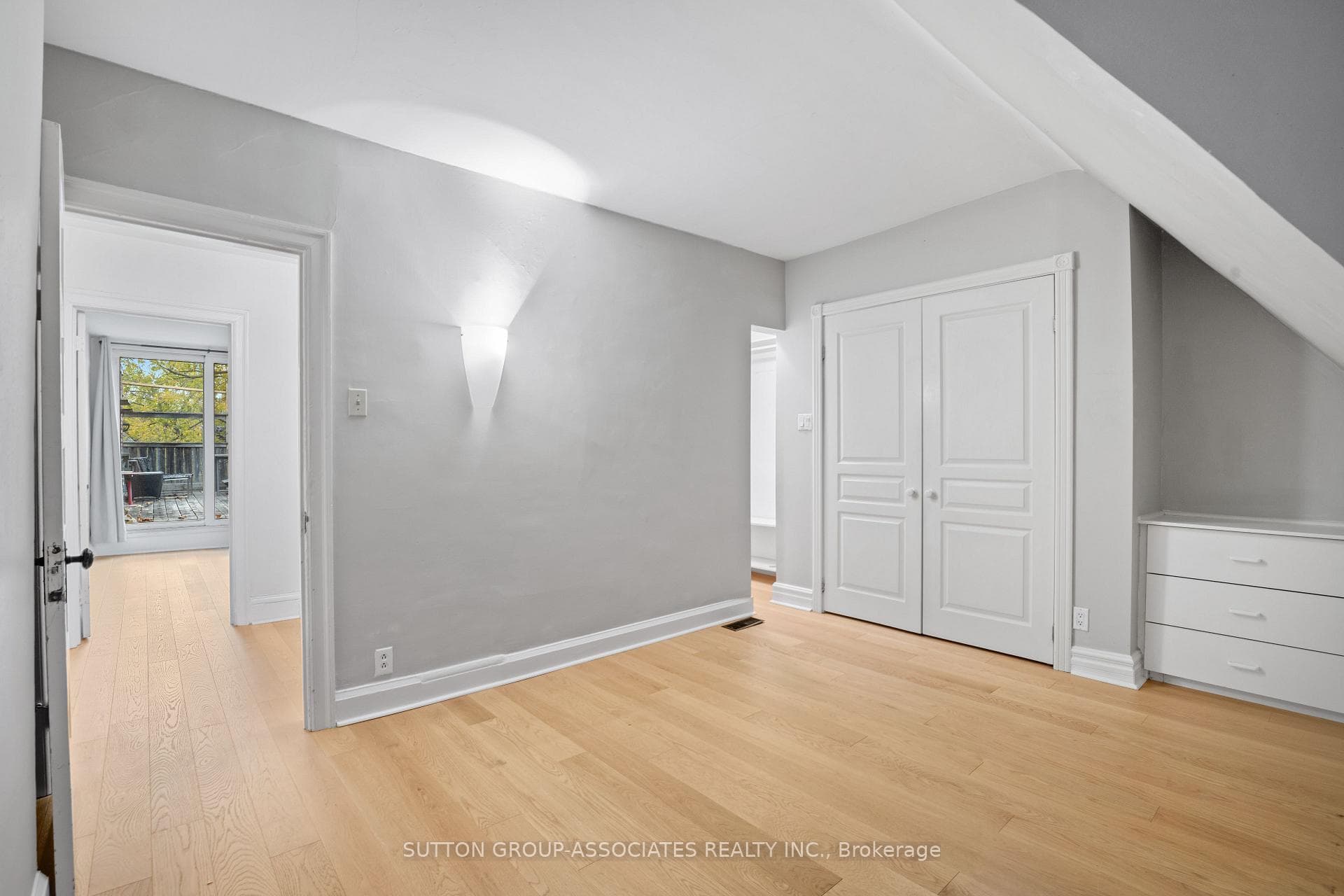 511 Brunswick Avenue Unit Upper photo 15