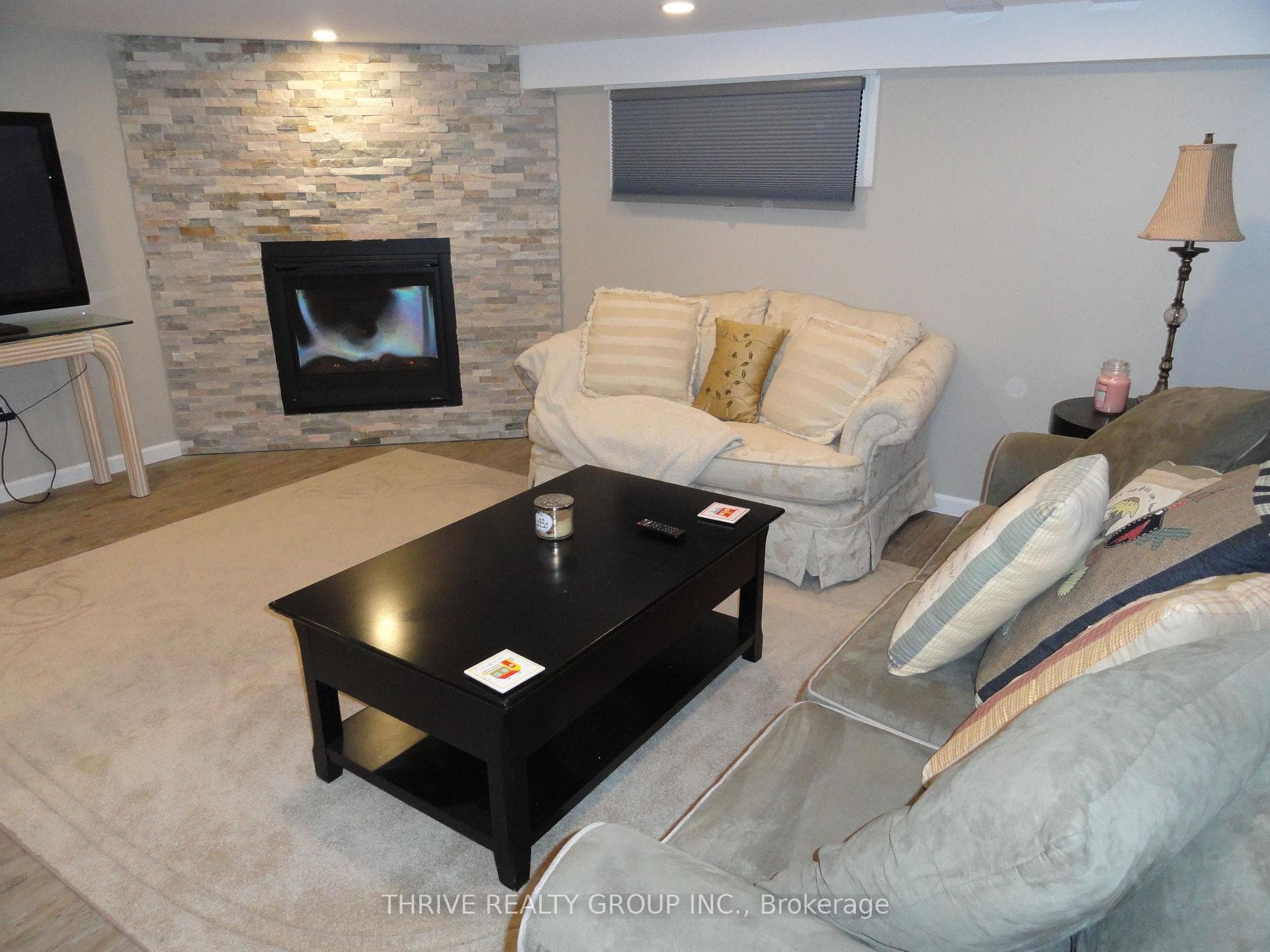 640 Princess Avenue photo 20