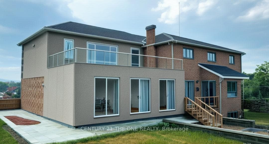 1746 Mount Albert Road photo 35