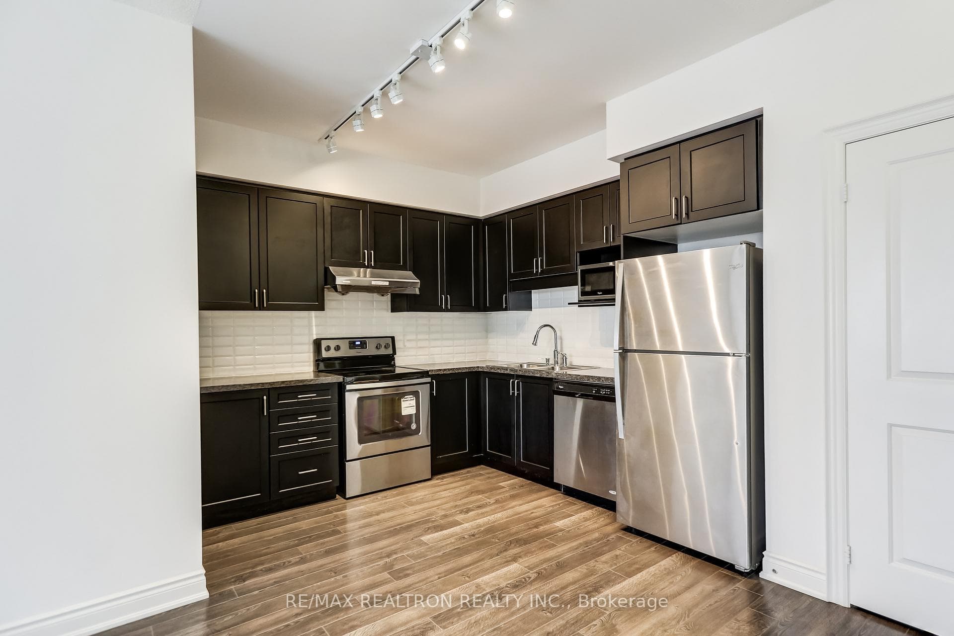 33 Clegg Road Unit 1117 photo 12