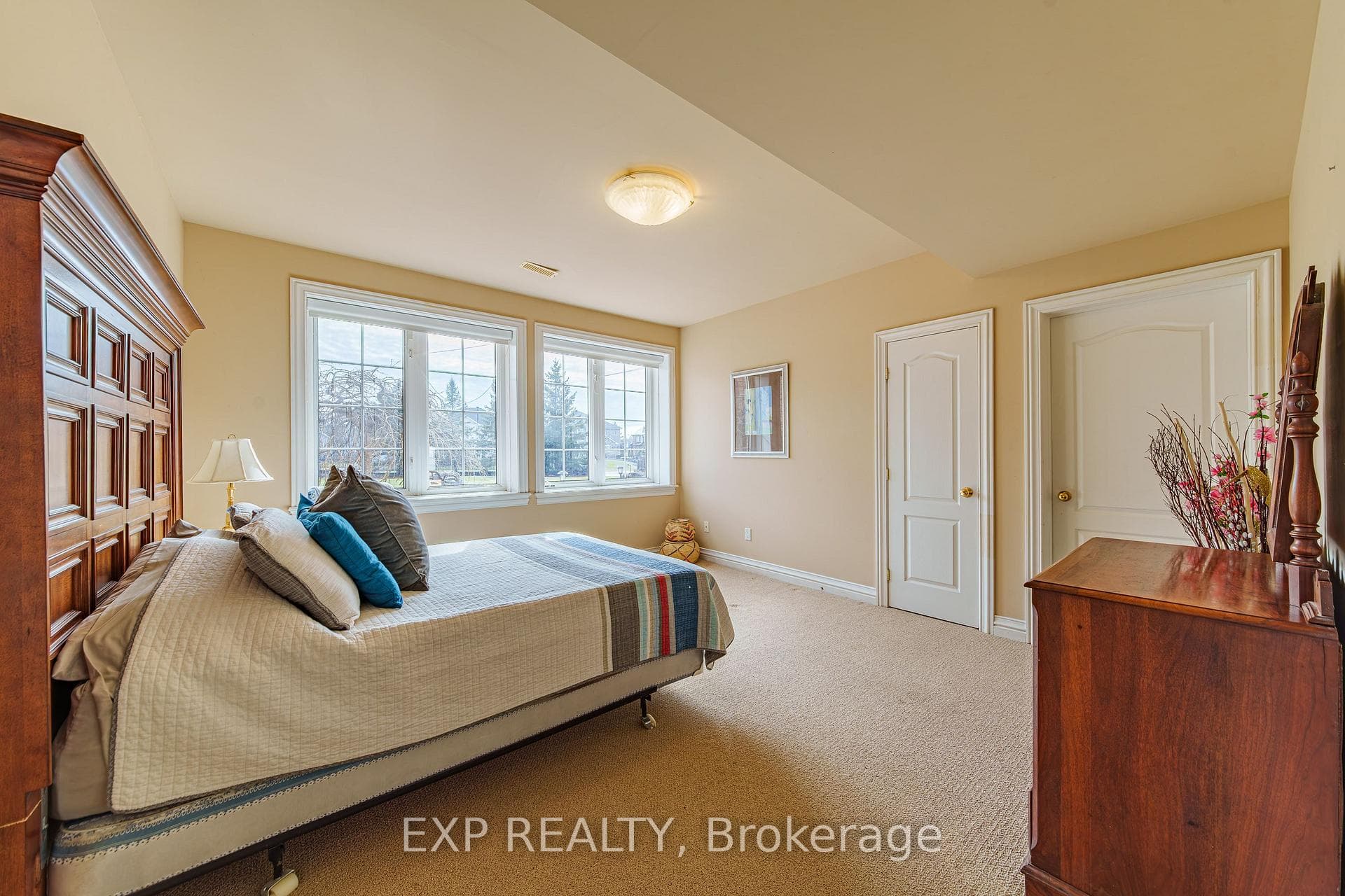1283 Rideau Cove Court photo 34
