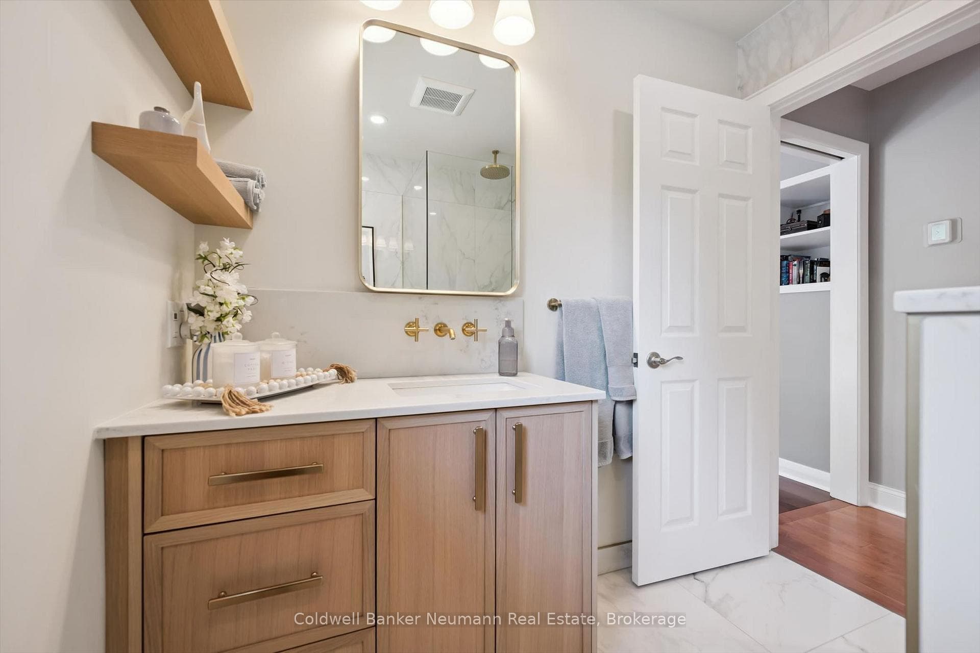 25 Bennett Avenue photo 15