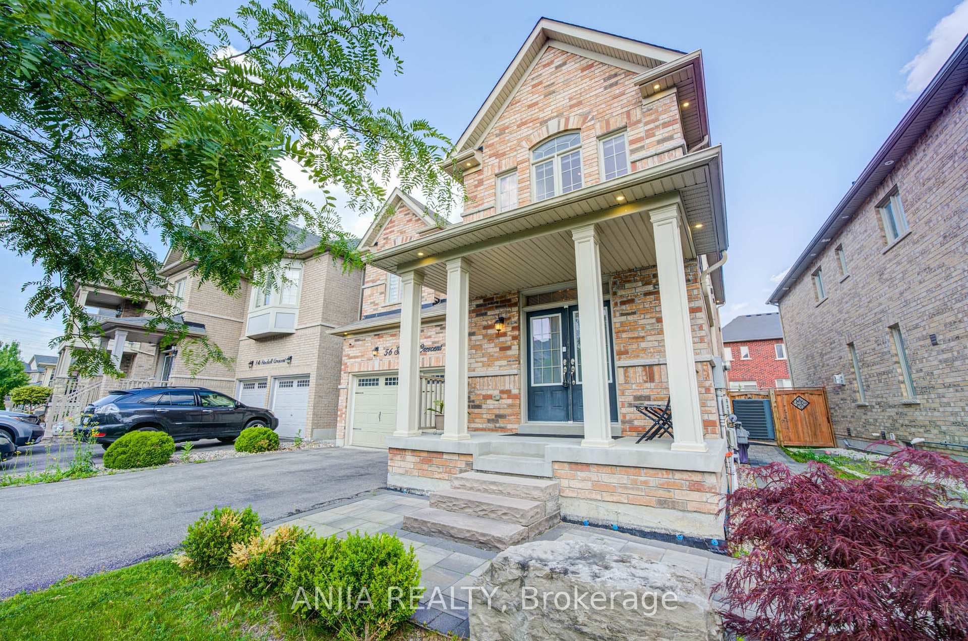 56 Stockell Crescent photo 4