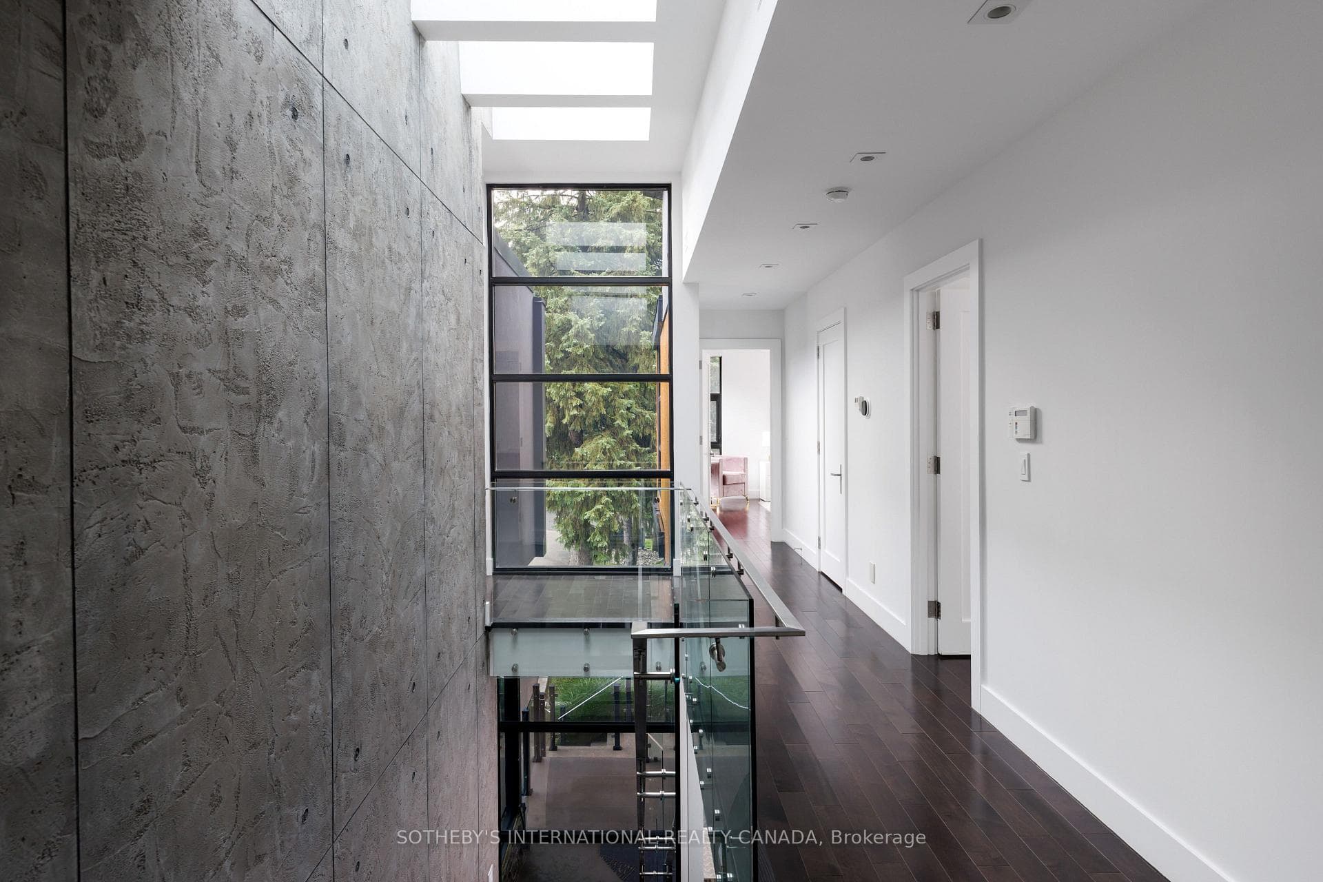 5 Hartfield Road photo 20