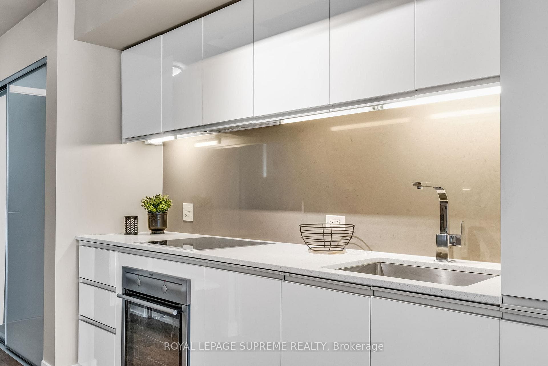 20 Minowan Miikan Lane Unit 428 photo 9