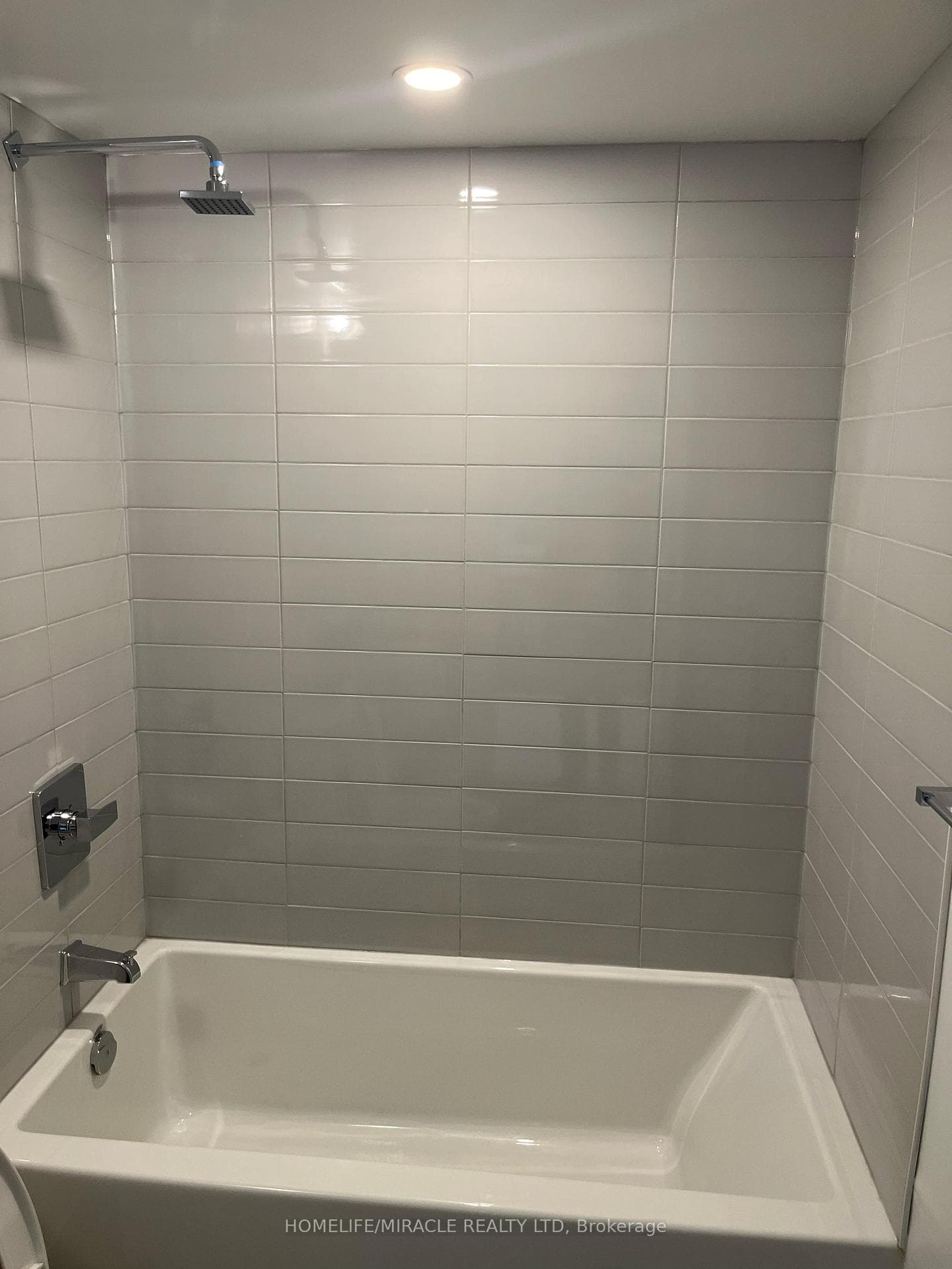 2031 Kennedy Road Unit 1620 photo 18