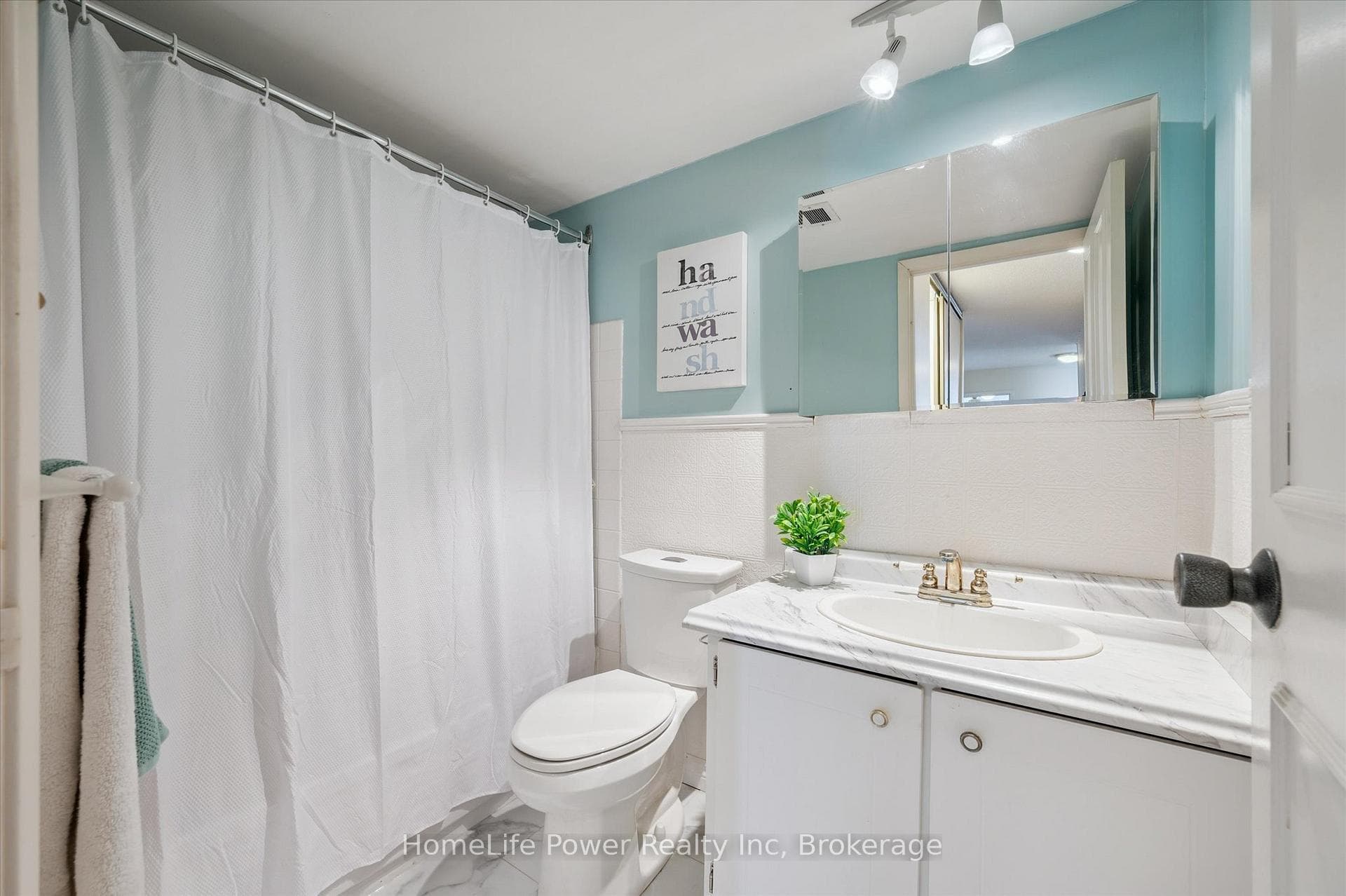 19 Woodlawn Road Unit 711 photo 20