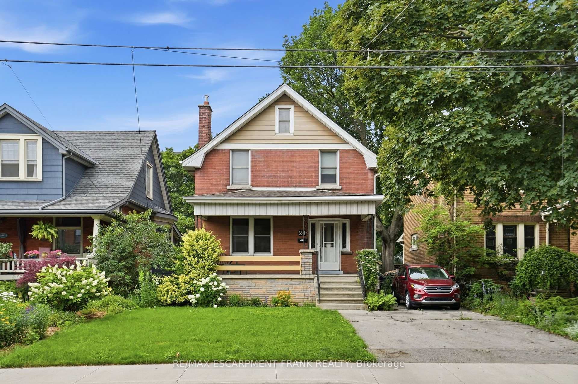 24 Cliff Avenue photo 1