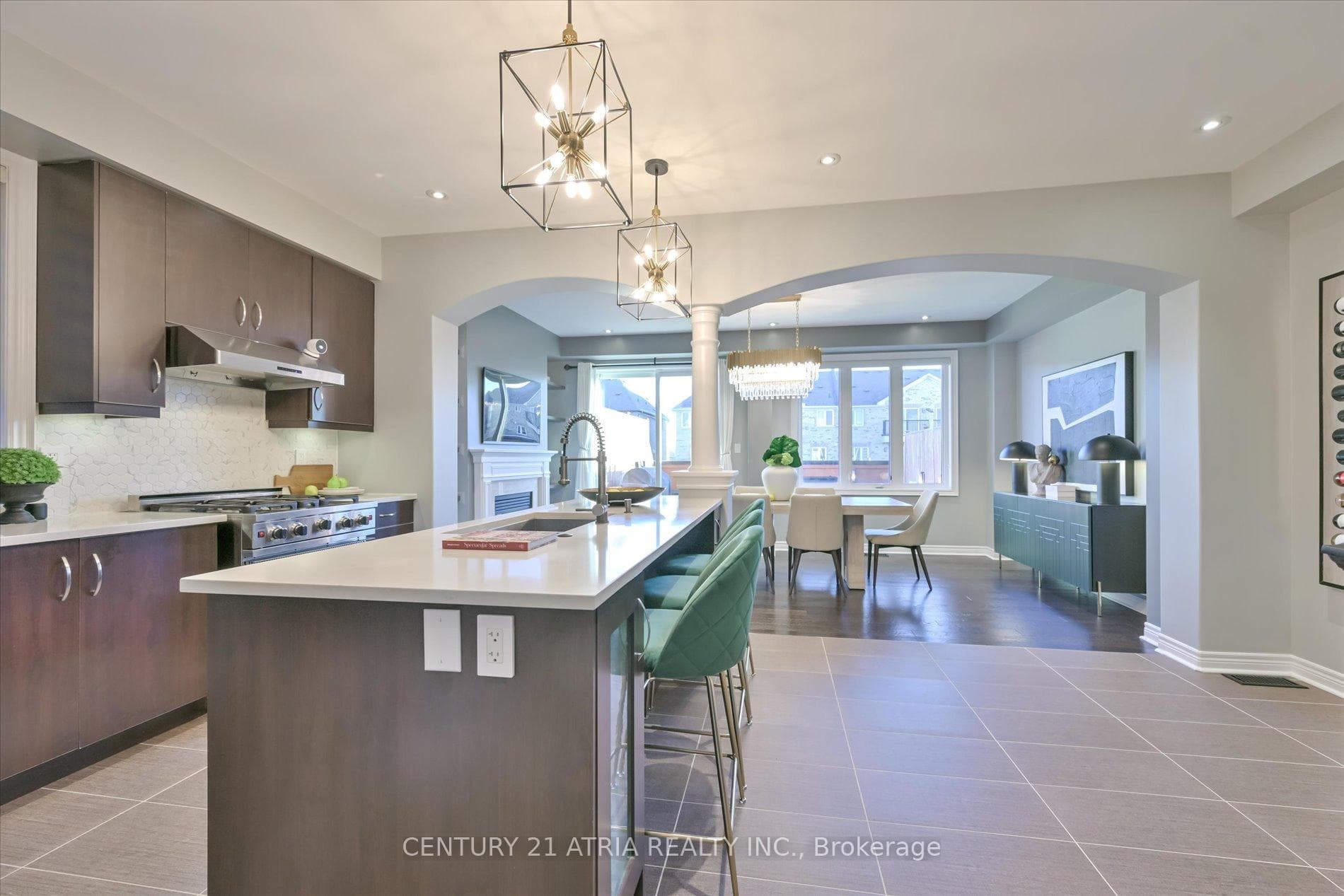 13 Earnshaw Drive photo 6