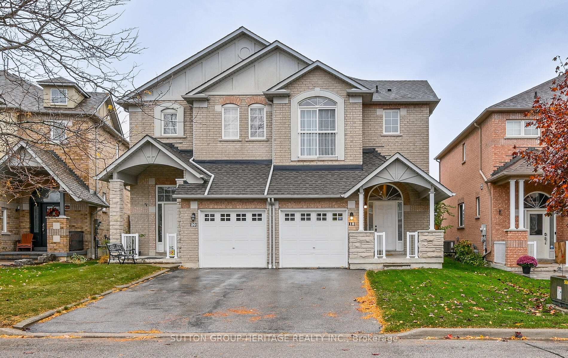 18 Dreamcrest Court photo 1
