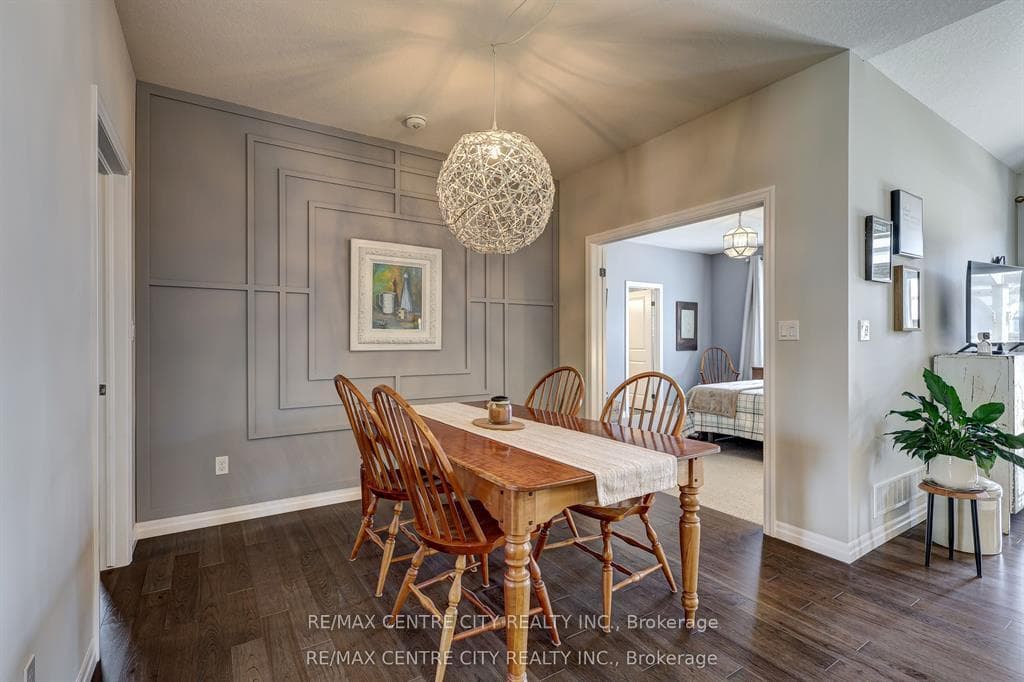 41 Honey Bend photo 17