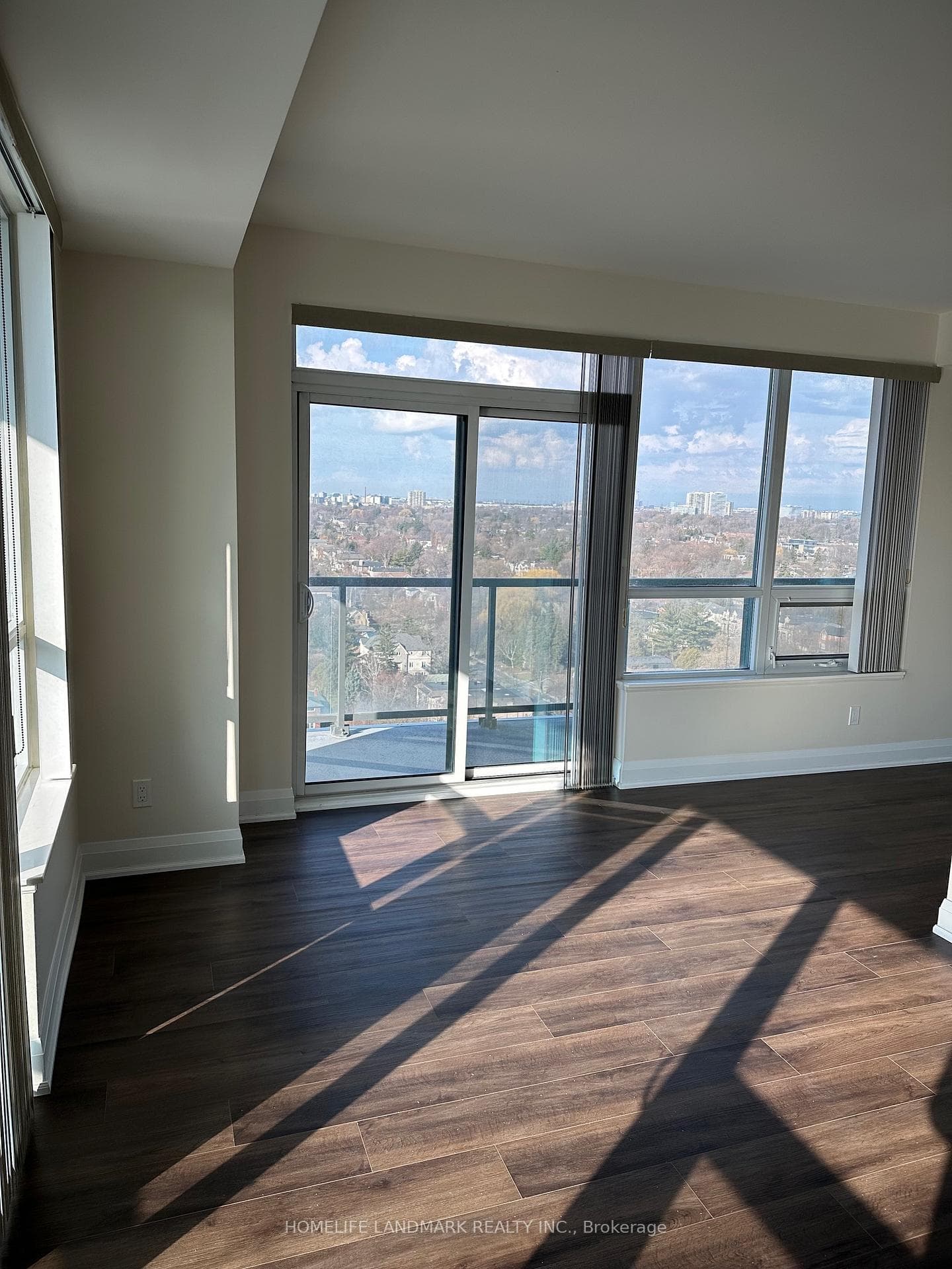 68 Canterbury Place Unit 1805 photo 3