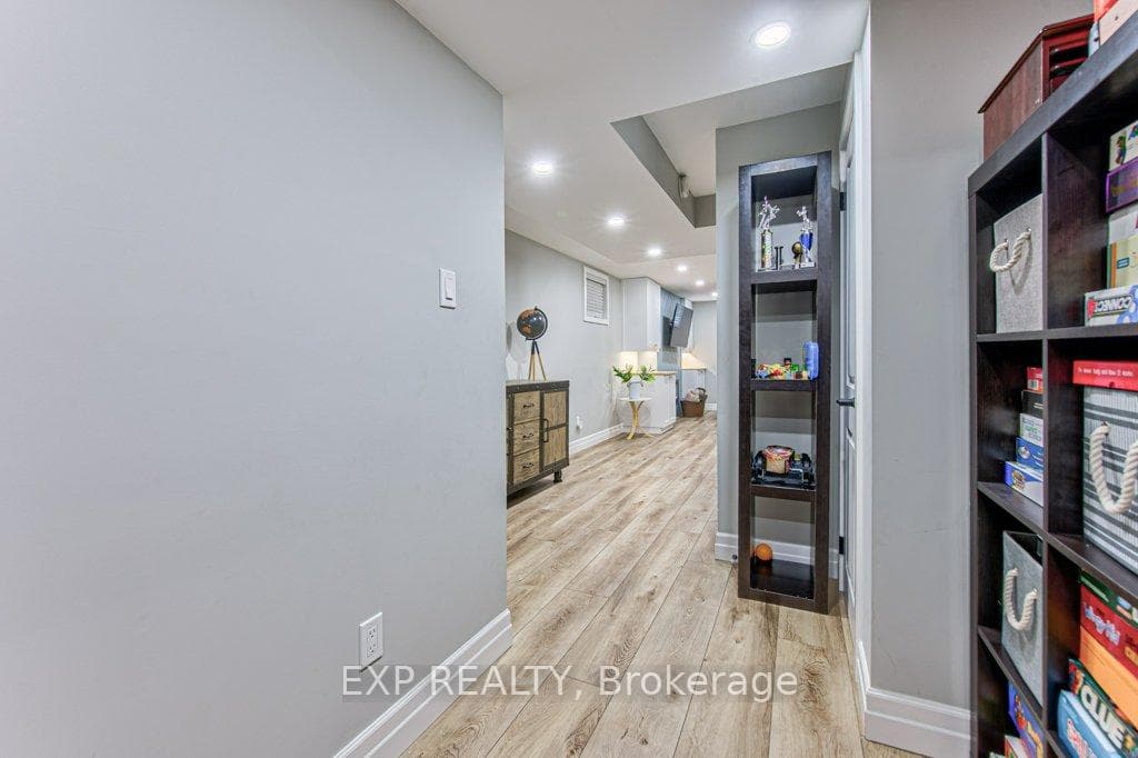 76 Ruhl Drive photo 36