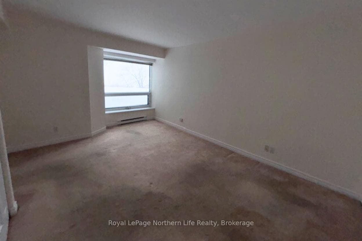 155 Timmins Street Unit 114 photo 38
