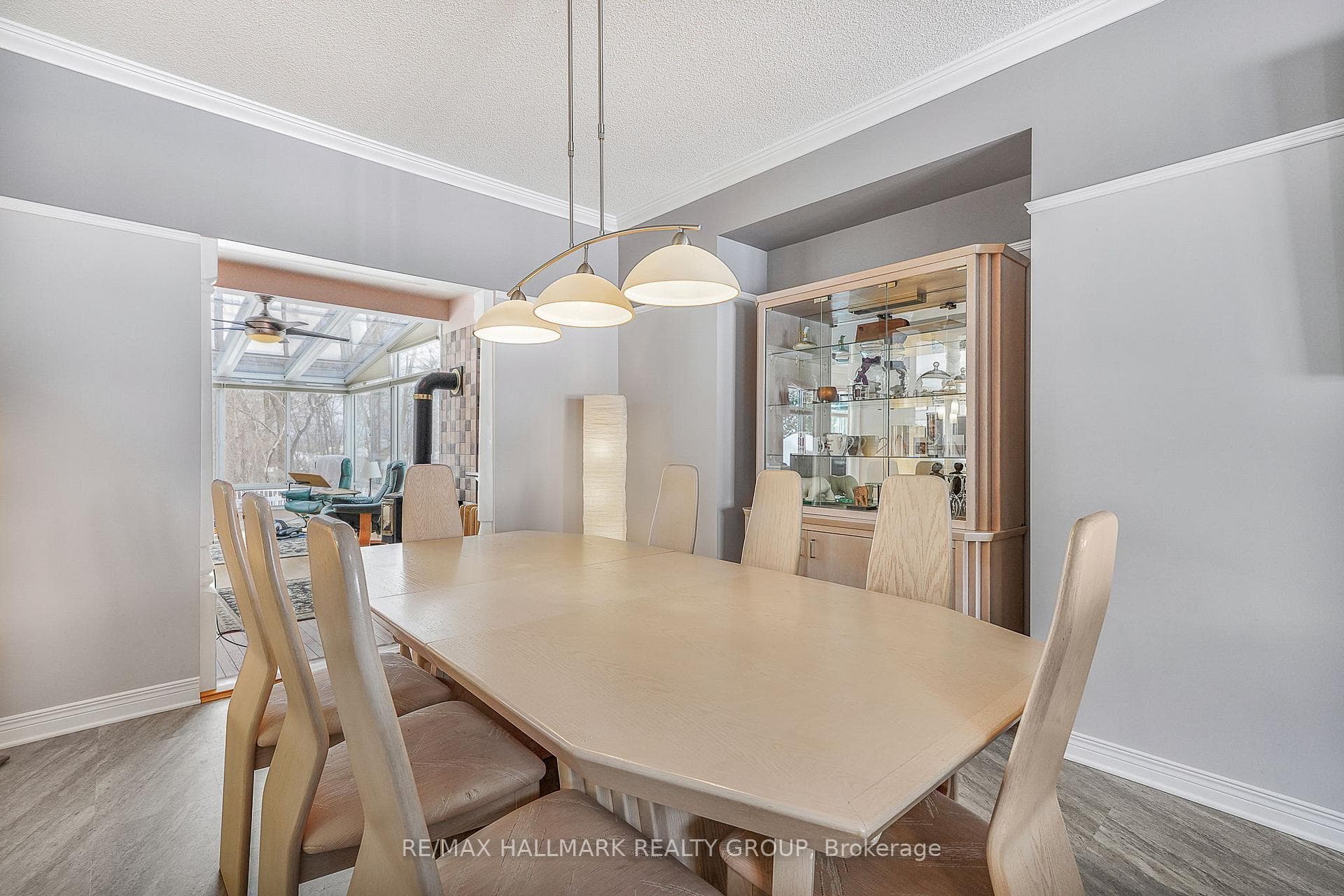 1103 DES PINS Avenue photo 12