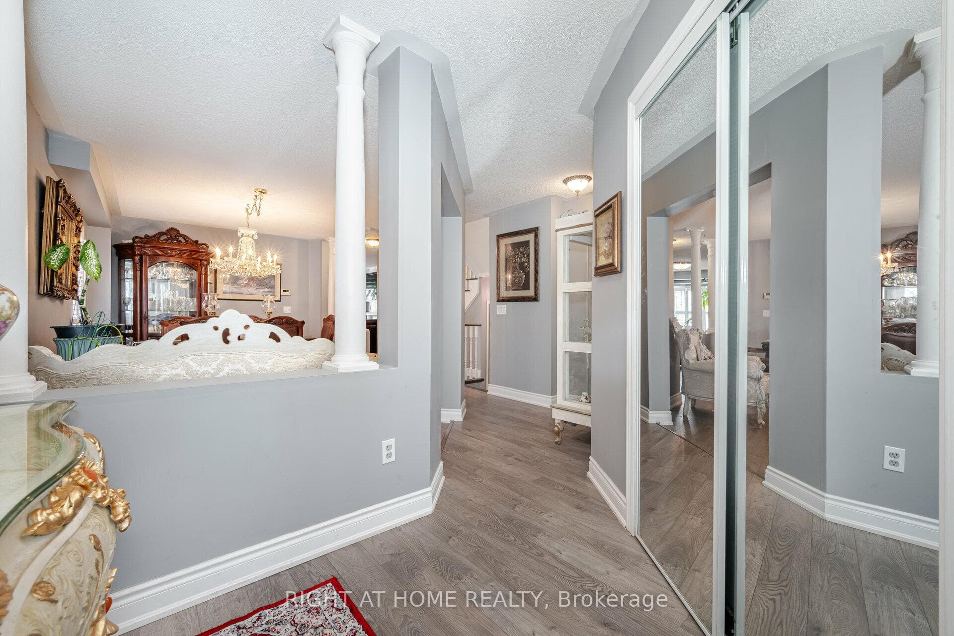 8536 MARTIN GROVE Road photo 4