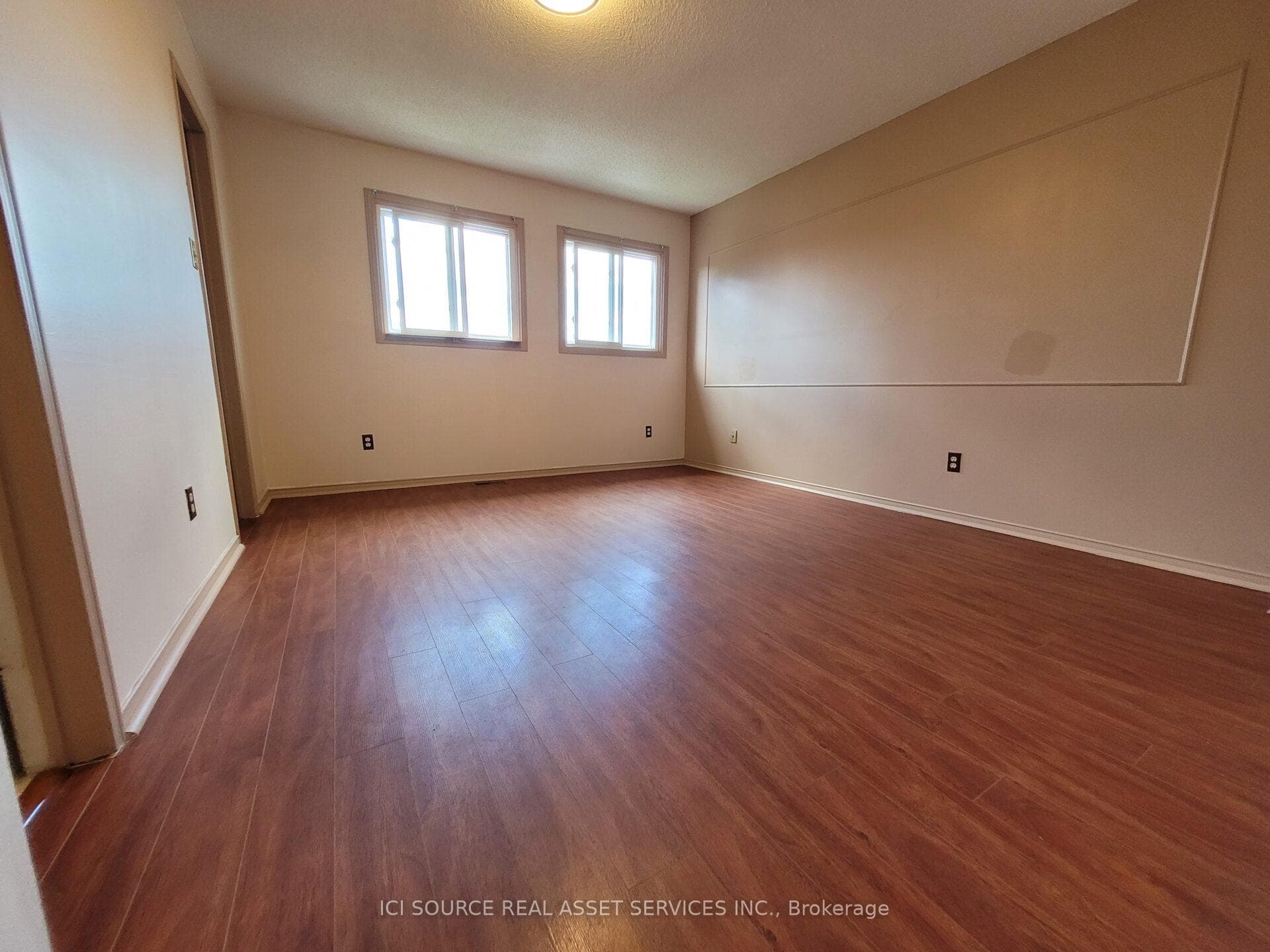 1448 Eddie Shain Drive photo 8