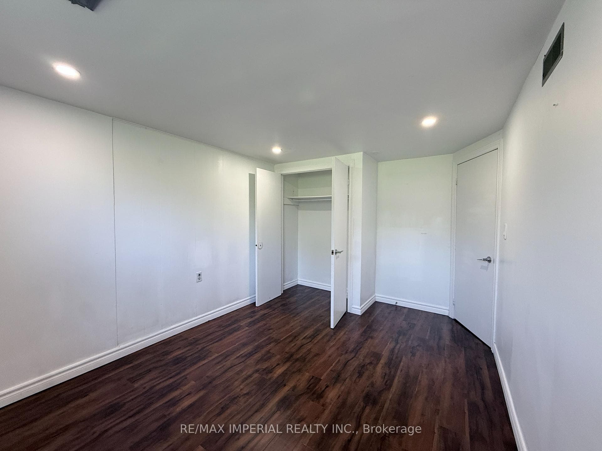 52 Yongehurst Road Unit BSMT #2 photo 5