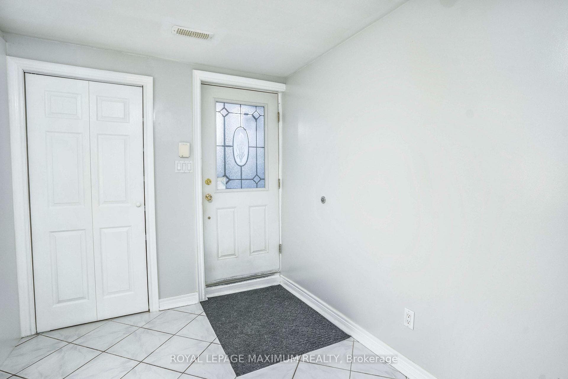 641 Caledonia Road Unit Basement photo 9
