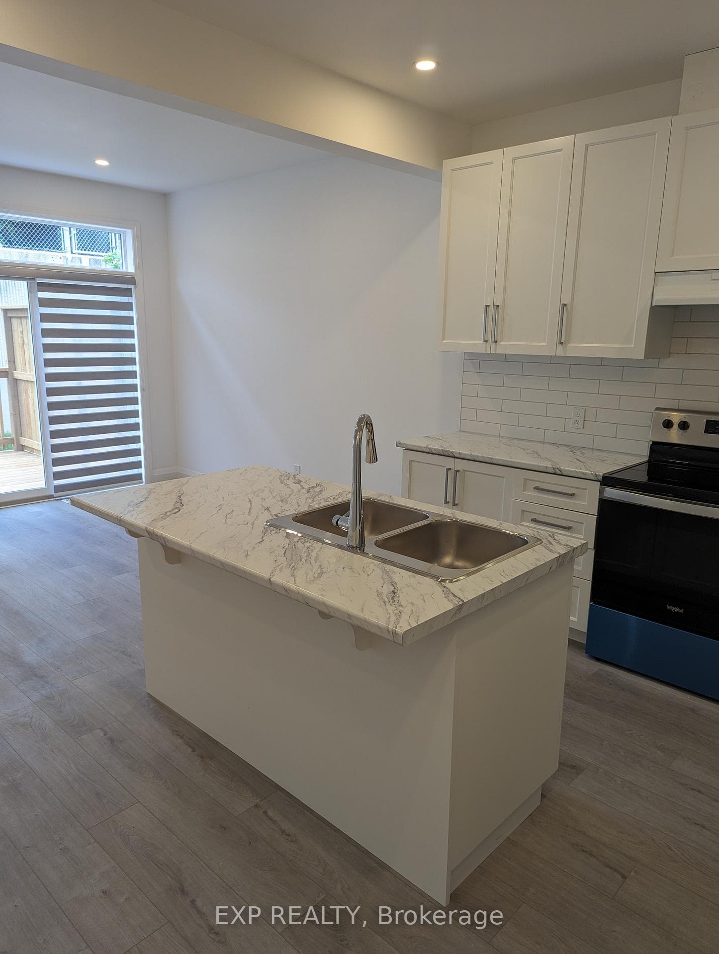 278 Hunter Street Unit 7 photo 16