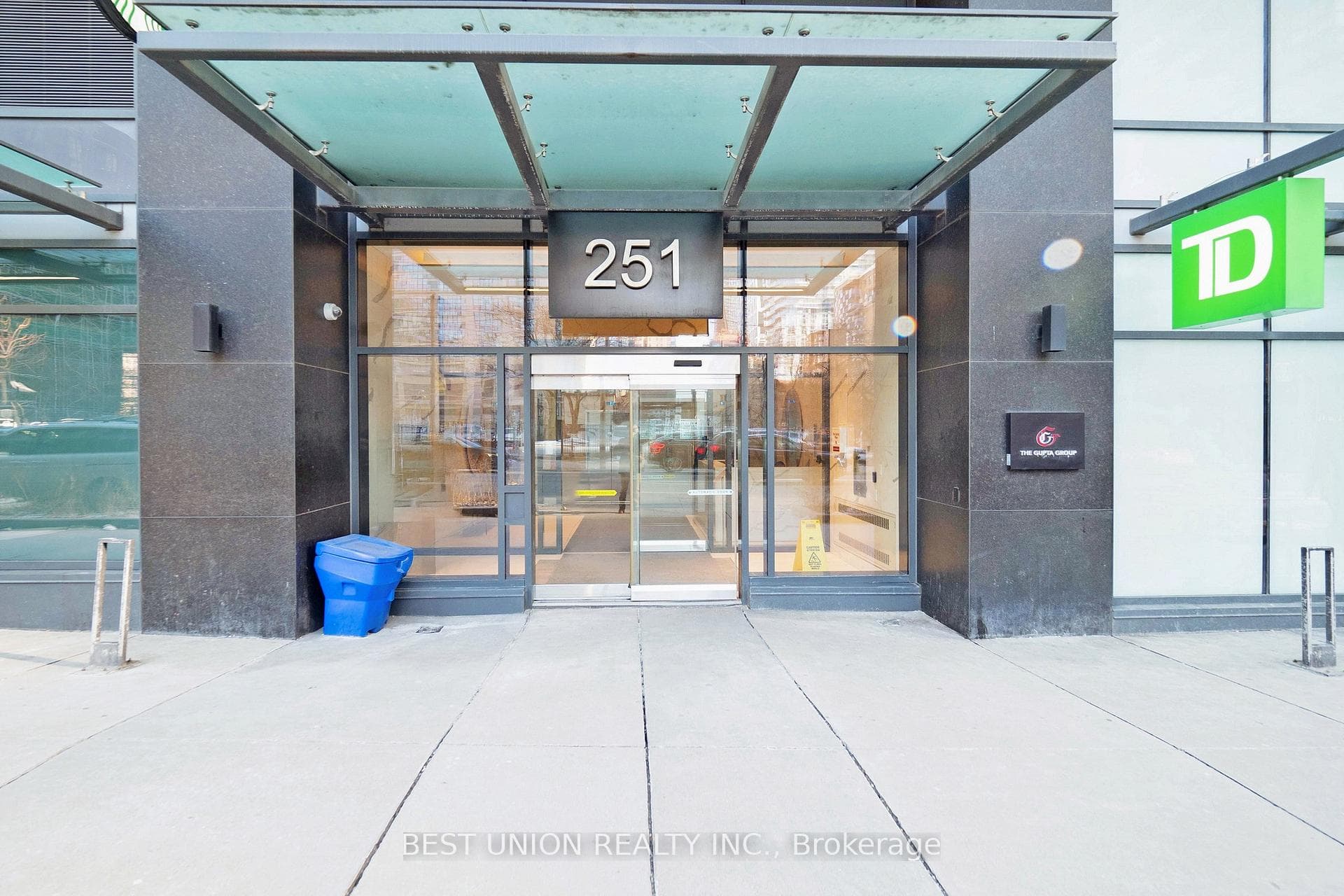251 Jarvis Street Unit 1131 photo 5