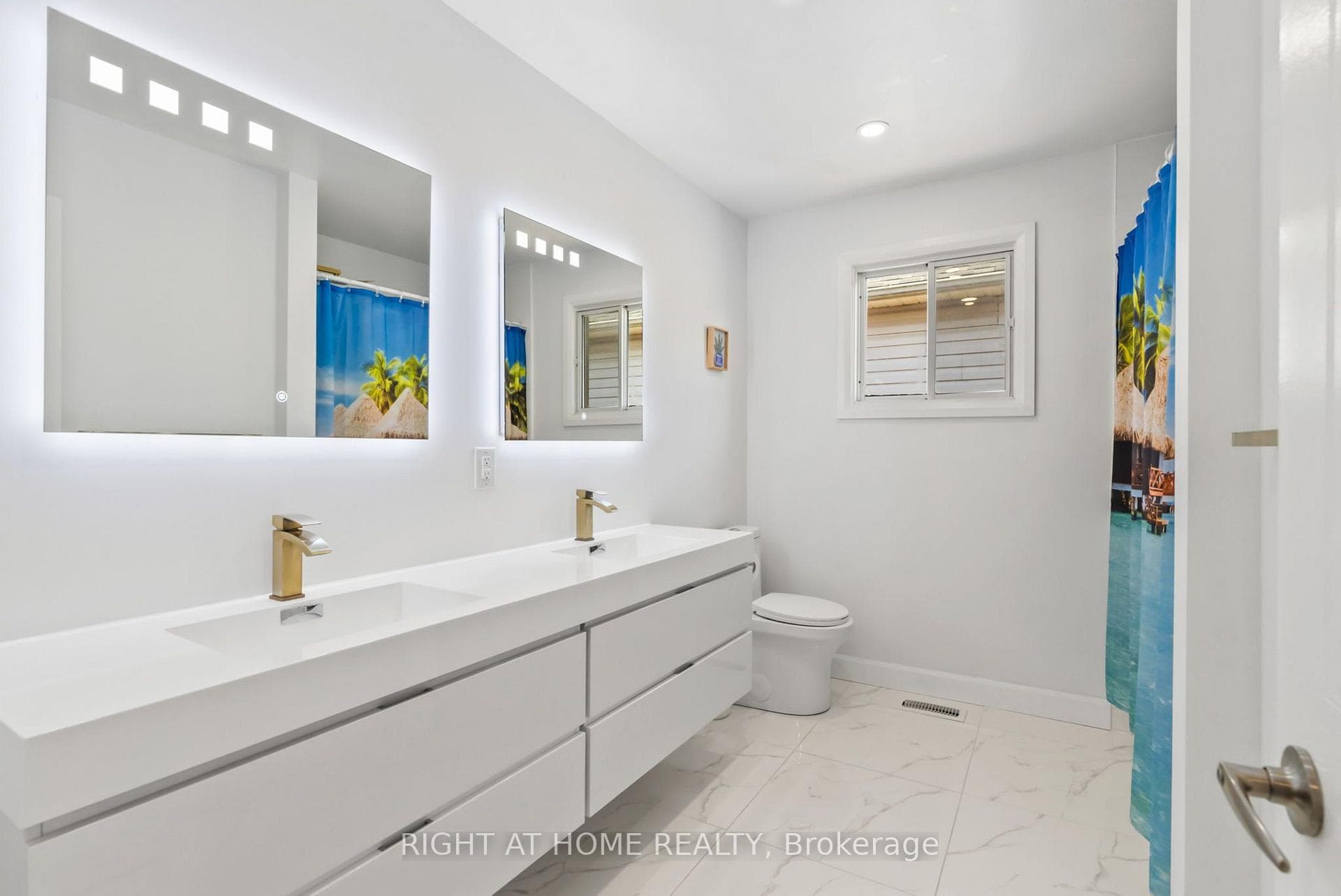 1040 Beaver Valley Crescent photo 32