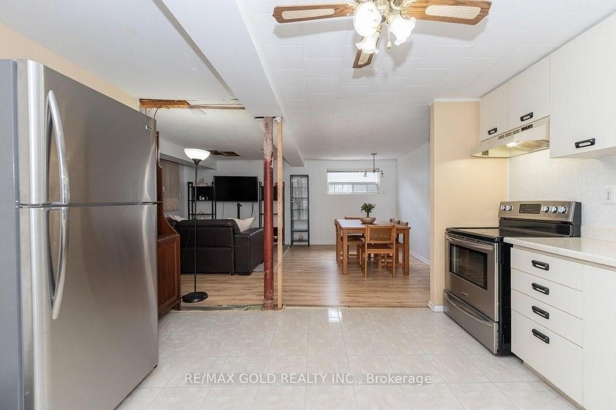 63 Newstead Crescent photo 7