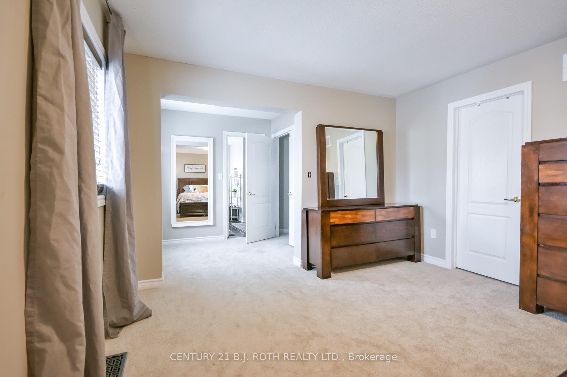 Huge primary bedroom with 5 piece ensuite.