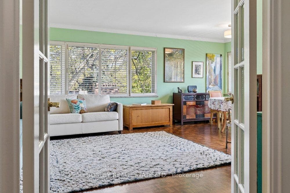 31 Rosedale Road Unit 303 photo 6