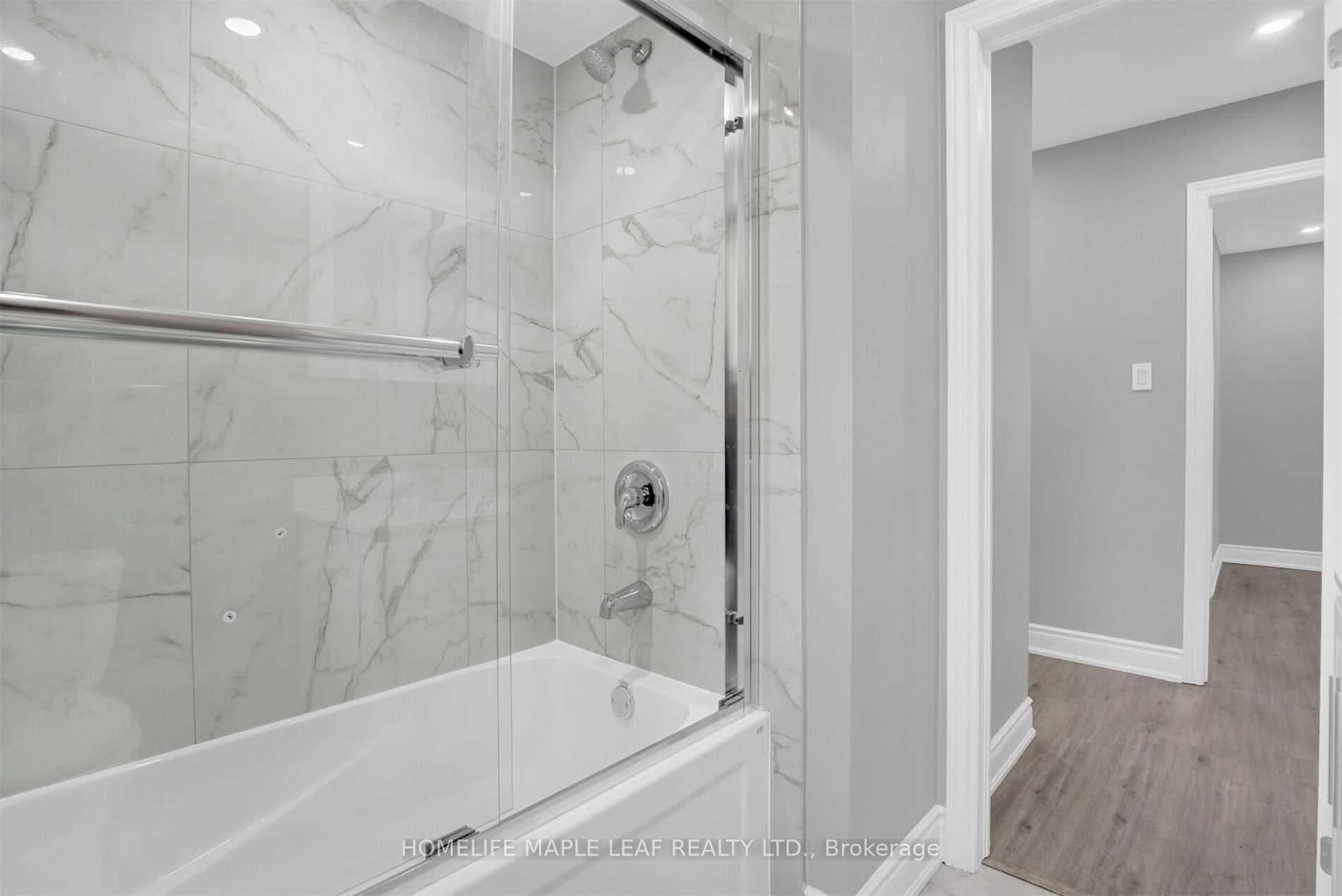 5 Delrex Boulevard photo 30