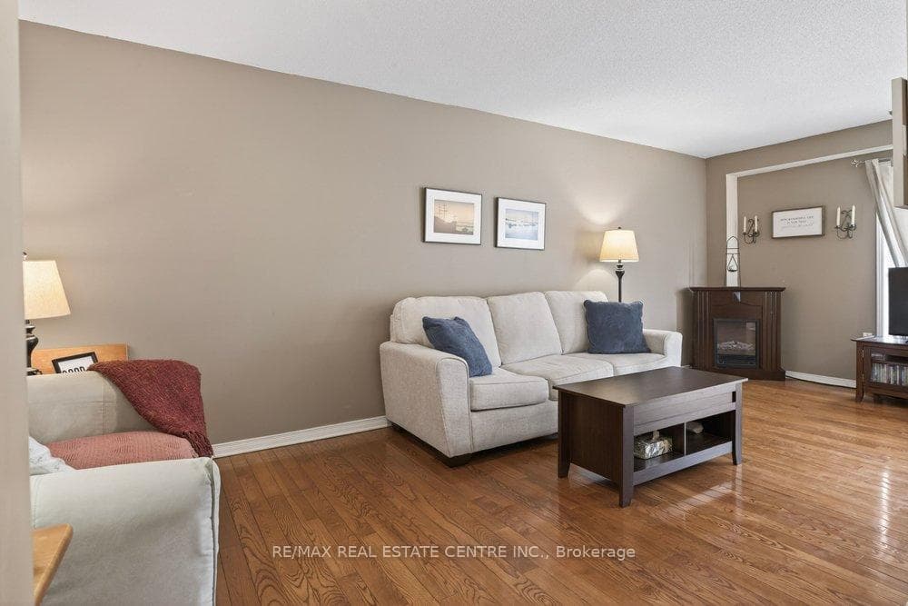 10 Cadham Boulevard Unit 29 photo 6
