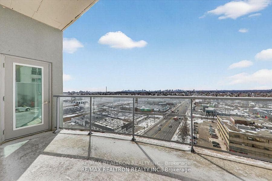 2152 Lawrence Avenue Unit PH08 photo 16
