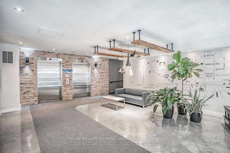 800 King Street Unit 209 photo 22