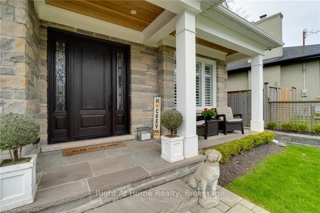 298 FELAN Avenue photo 4