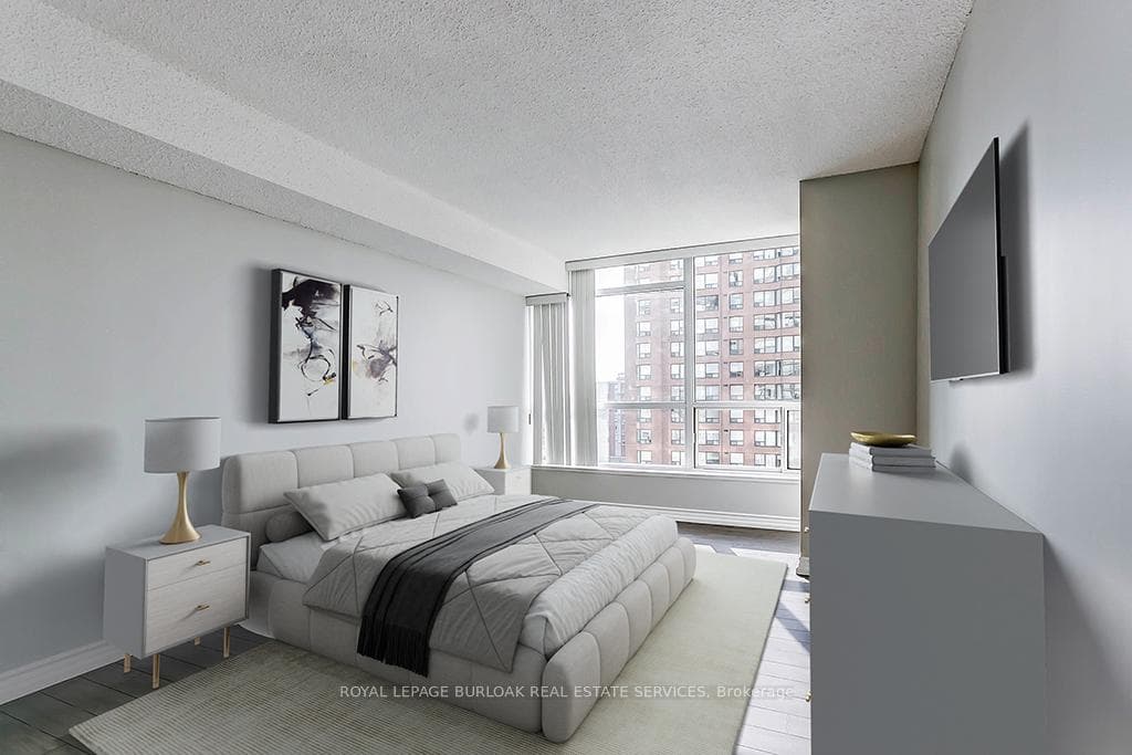 1276 Maple Crossing Boulevard Unit 813 photo 12