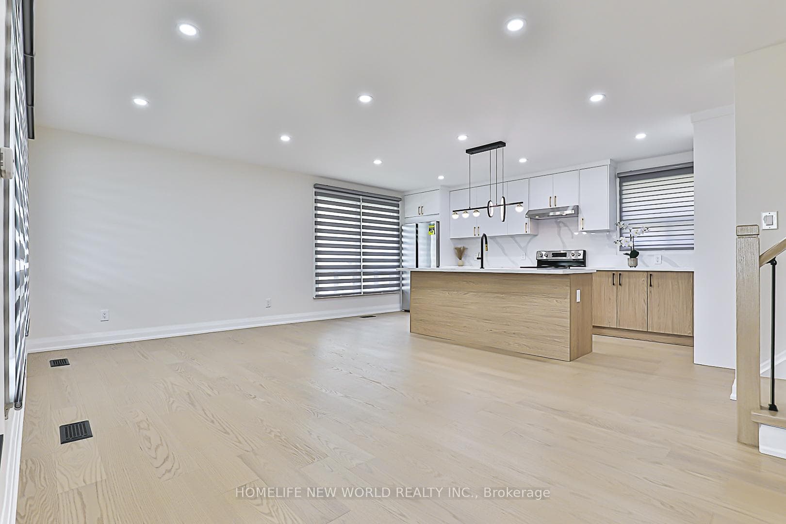 20 Ladywood Drive photo 6