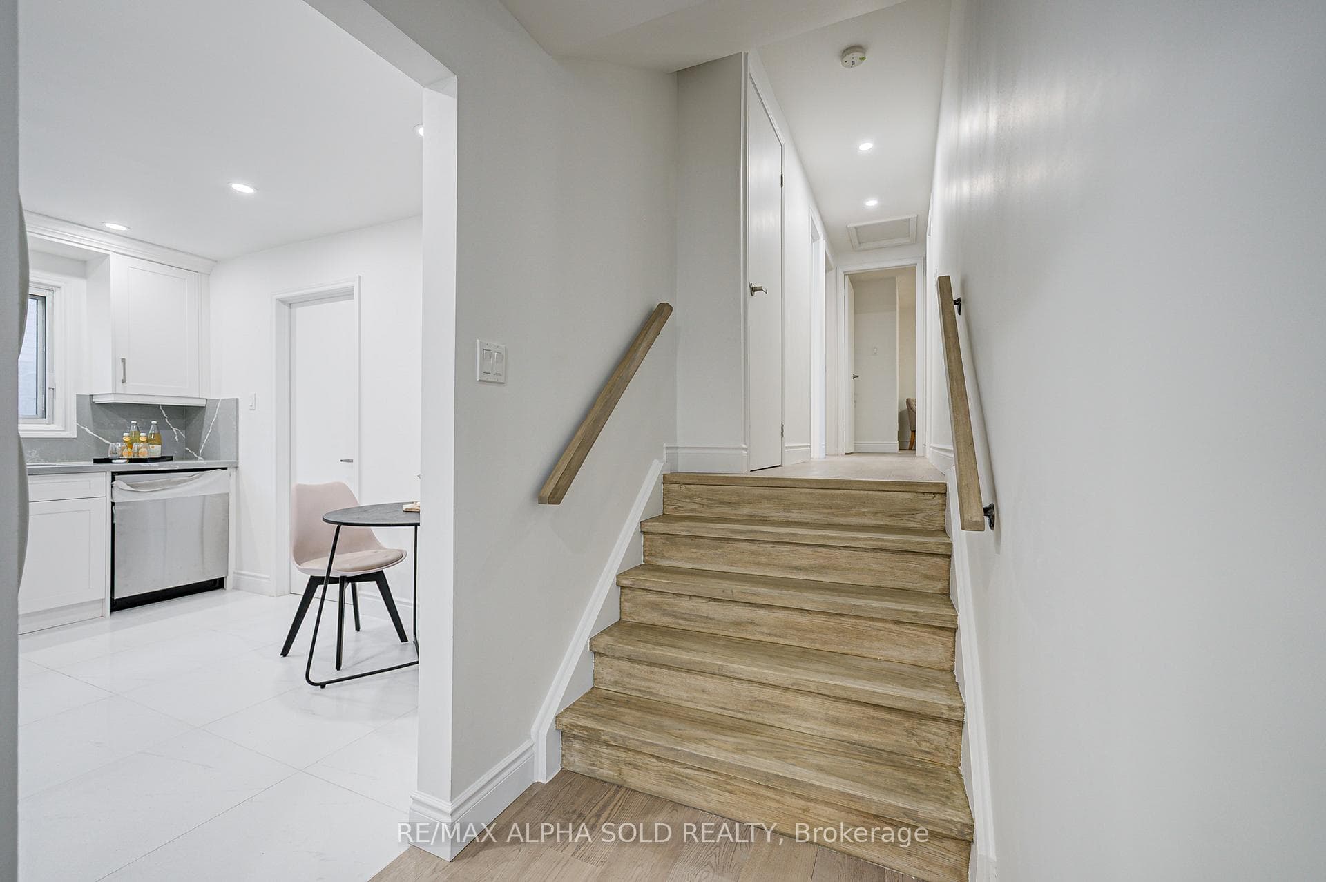 18 Copthorne Avenue photo 13