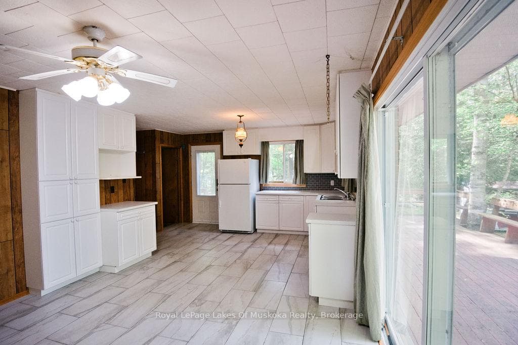 764 Skyline Drive Unit B photo 3